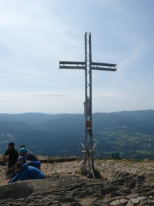 kříž na vrcholu Smerek (1222 m)