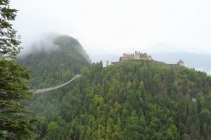 Turistika v okolí Zugspitze - hrad Ehrenberg