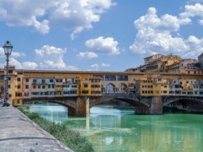Most Ponte Vecchio ve Florencii