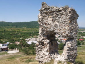 Zřícenina hradu Veľký Kamenec