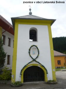 zvonice v obci Lietavská Svinná