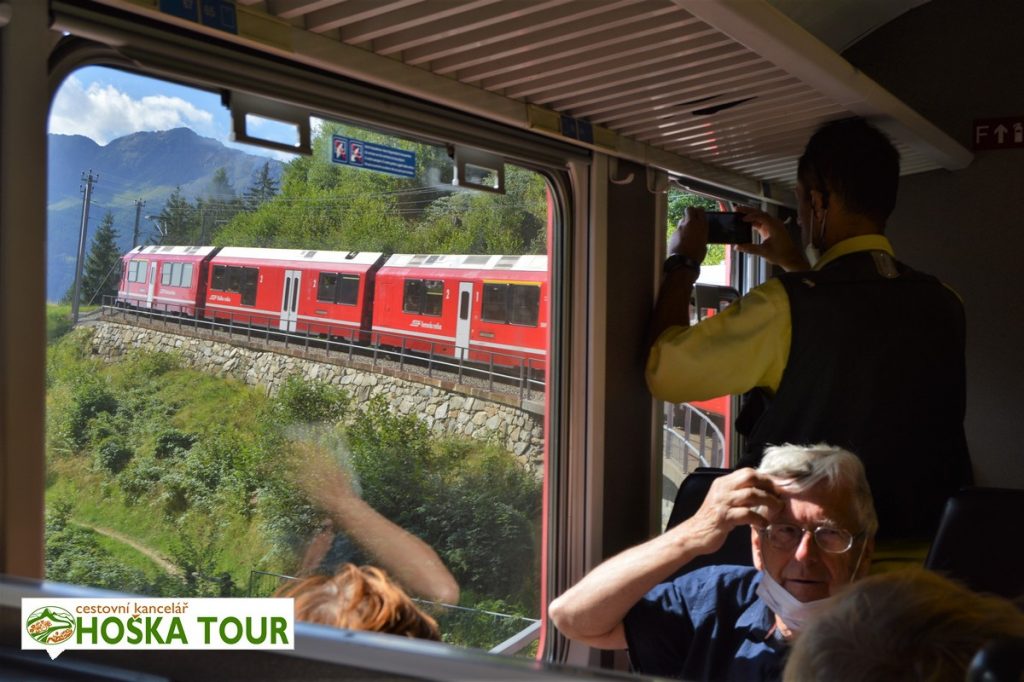 Horským vlakem ve Švýcarsku