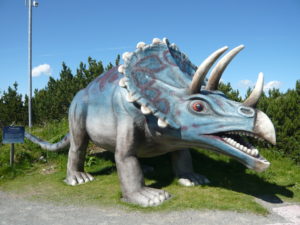 zážitkový svět (Triassic Park) - umělohmotný Triceratops