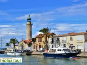 Městečko u rezervace Camargue - poznávací zájezdy na Azurové pobřeží ve Francii