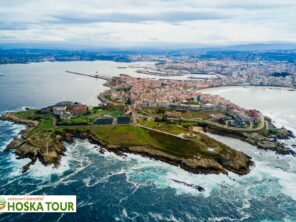 Město Coruña a maják Torre de Hércules - poznávací zájezd do Španělska