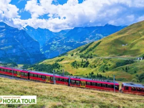 Vlak z Kleine Scheidegg na Jungfraujoch - poznávací zájezdy do Švýcarska